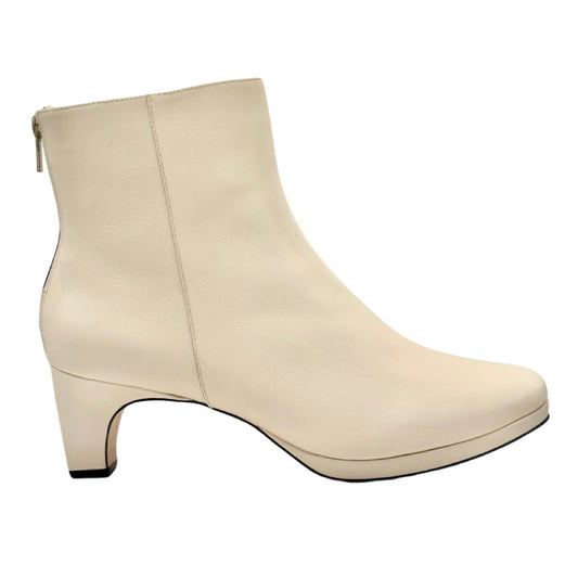 dr LIZA bootie - CREAM